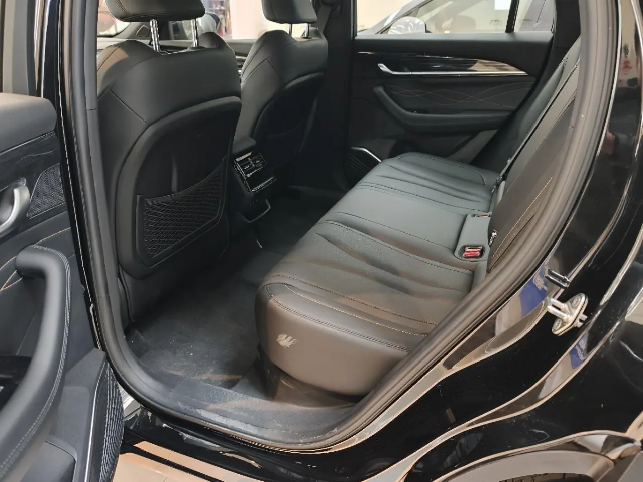 Geely 2024 XingyueL (Monjaro) 2.0TD EVO Two-Drive Long Wind Edition Automatic Gear 7