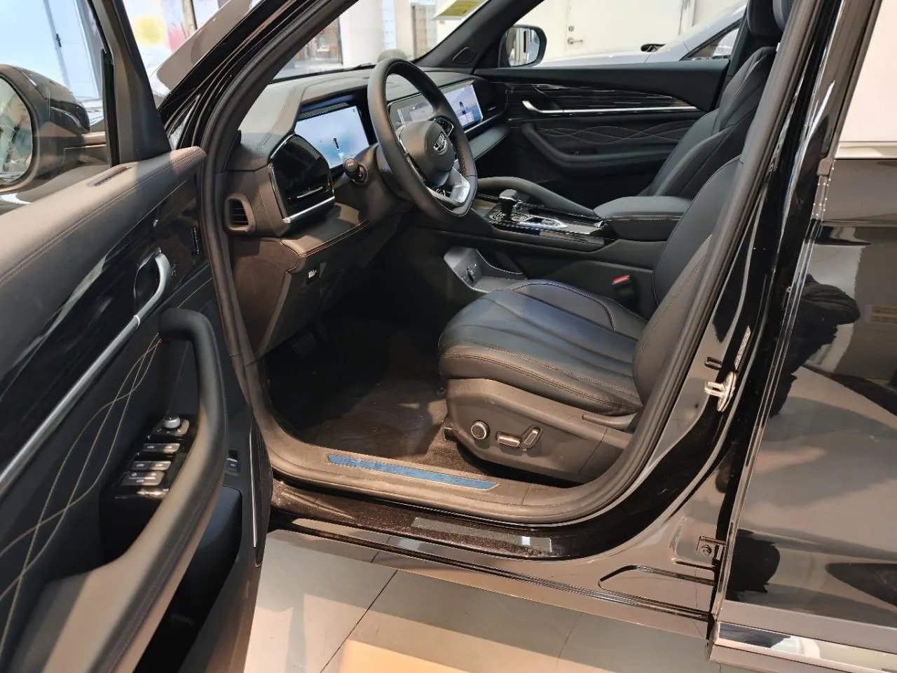 Geely 2024 XingyueL (Monjaro) 2.0TD EVO Two-Drive Long Wind Edition Automatic Gear 8