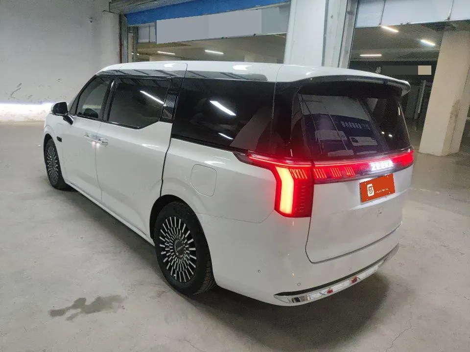 Zeekr 2024 Zeekr 009 7-seat aisle version 108kWh automatic gear 4