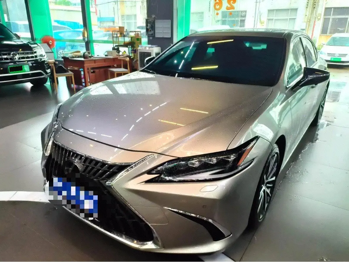 Open image lightbox: Lexus ES (Imported) 2022 ES300h 2.5 Stepless Premium Edition Automatic Gear