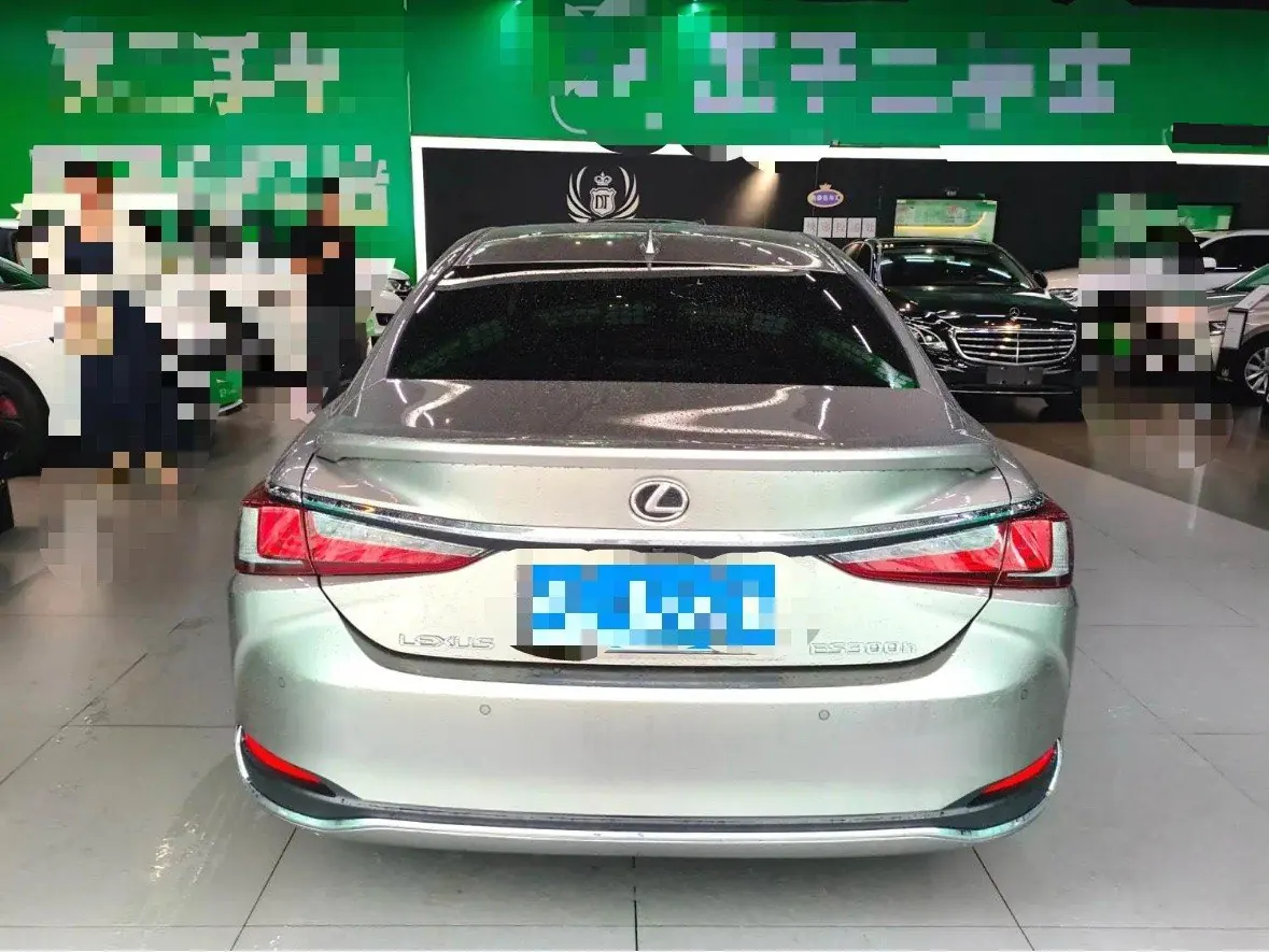 Lexus ES (Imported) 2022 ES300h 2.5 Stepless Premium Edition Automatic Gear 2