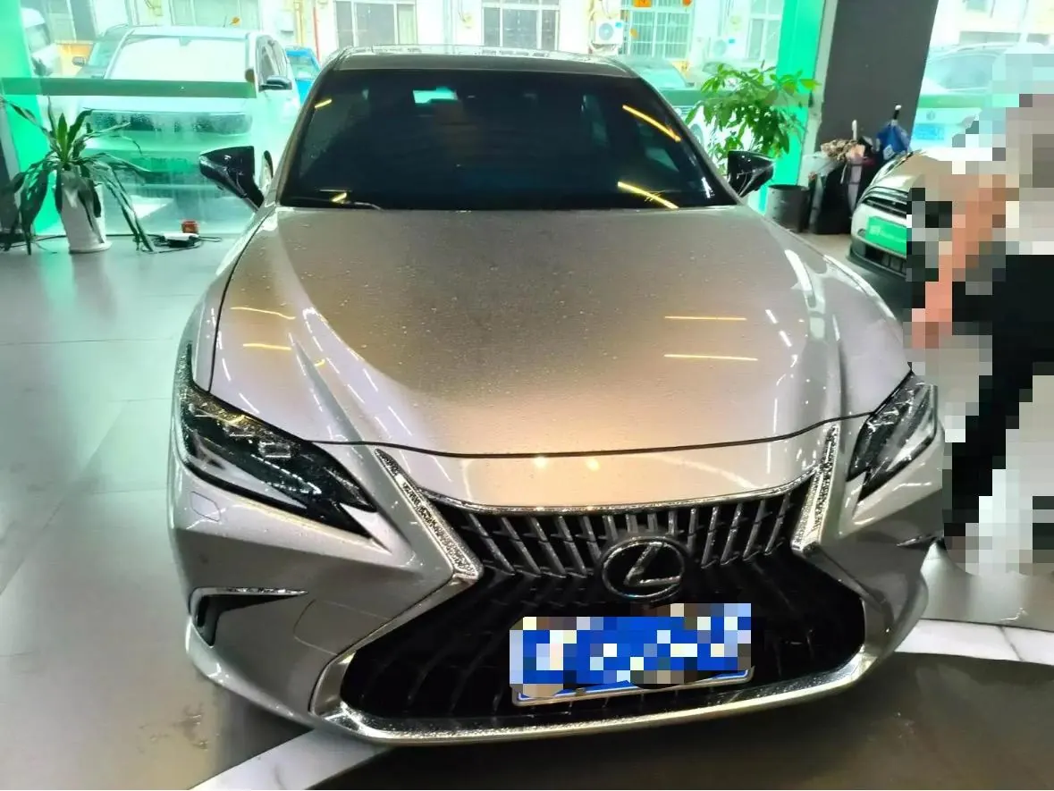 Lexus ES (Imported) 2022 ES300h 2.5 Stepless Premium Edition Automatic Gear 4