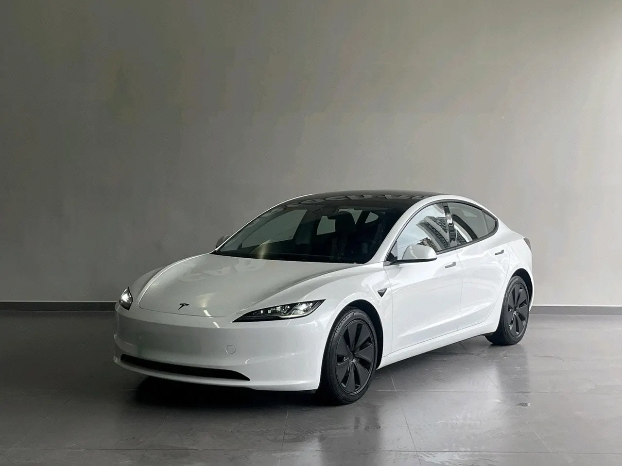 打开图片灯箱:Tesla 2025 Model 3 Rear-Wheel-Drive Edition (facelift) Automatic Transmission