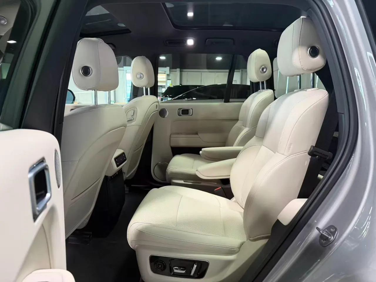 Li 2025 L8 Max Intelligent Rejuvenation Automatic Gear 4