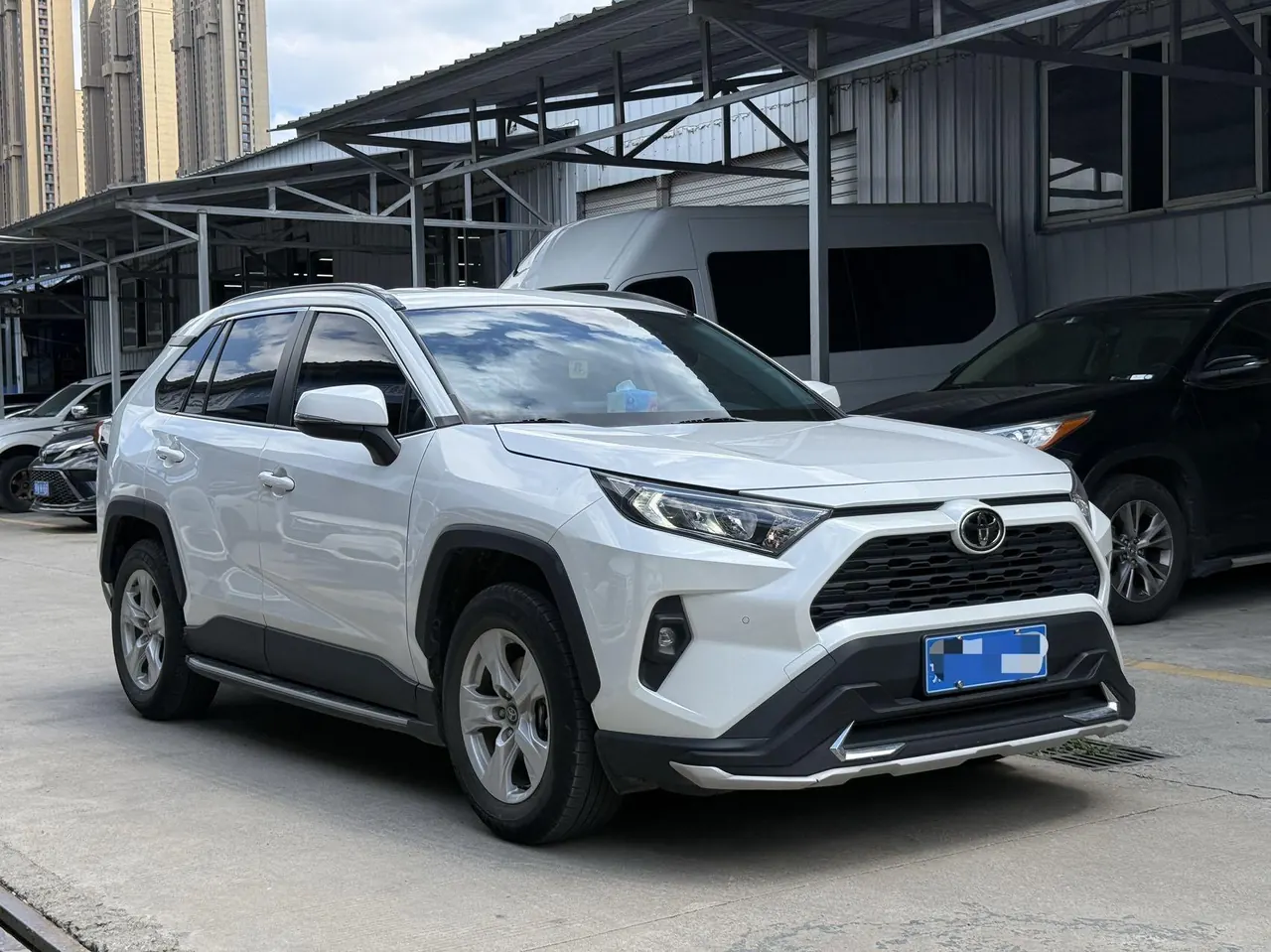 Toyota 2024 RAV4 Rongbo 2.0 Stepless Two-Drive City Edition Automatic Gear 3
