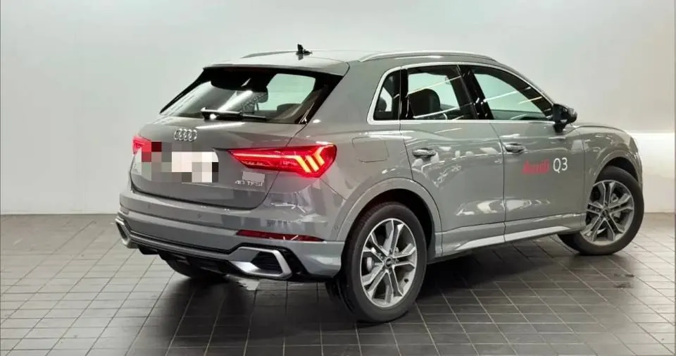 Audi 2024 Q3 2.0TFSI 40TFSI Fashion Dynamic Automatic 4