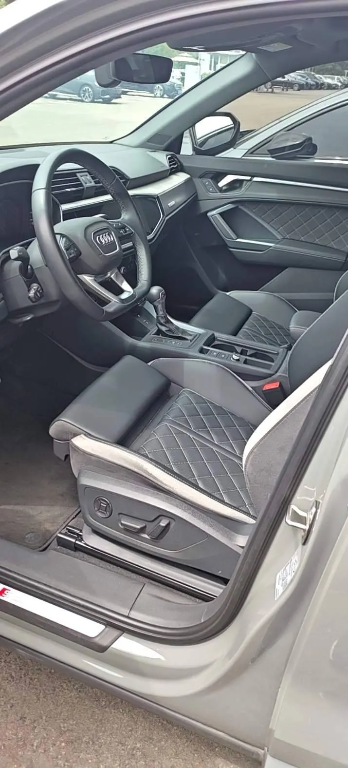 Audi 2024 Q3 2.0TFSI 40TFSI Fashion Dynamic Automatic 7