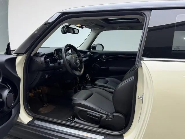 MINI Mini (Imported) 2022 Mini Cooper 1.5T Classic Auto 5