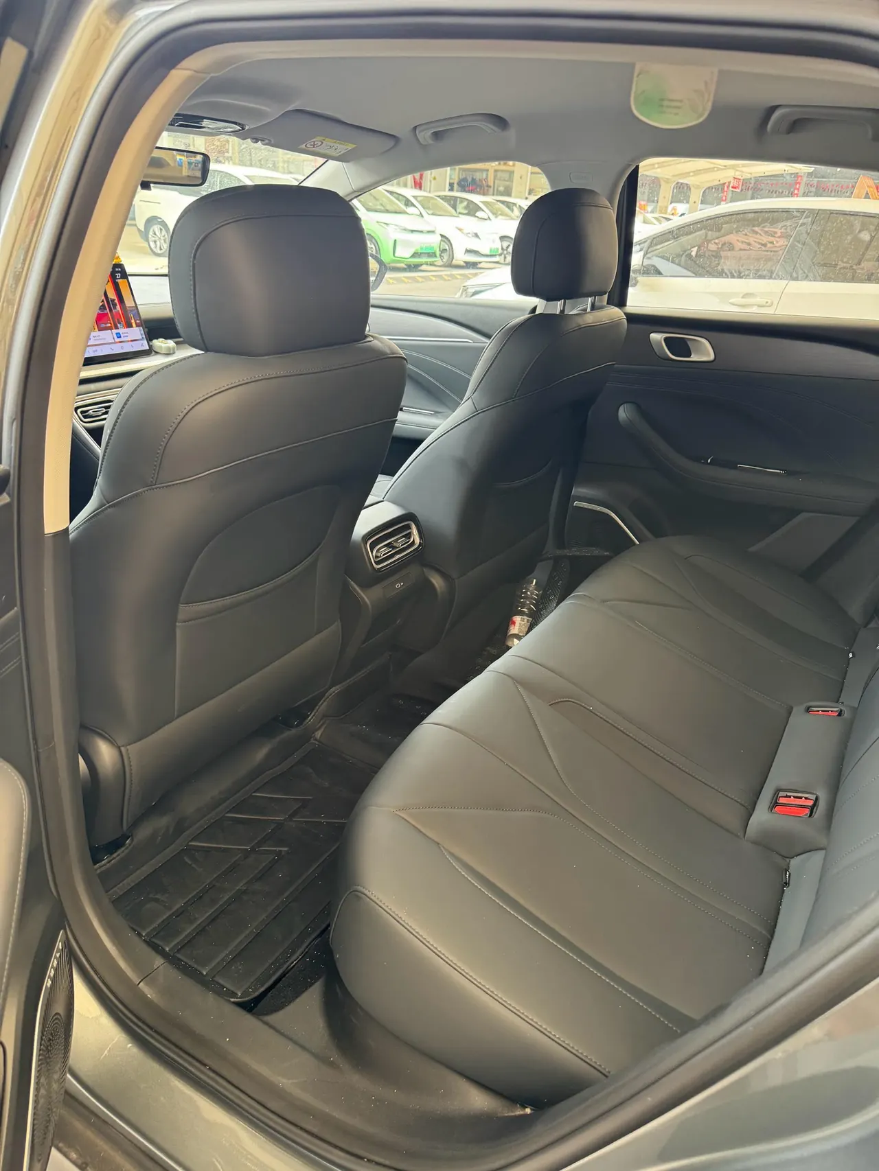 Geely Galaxy 2025 xingyao 6 EM-i 1.5 60km sailing version of automatic gear 4