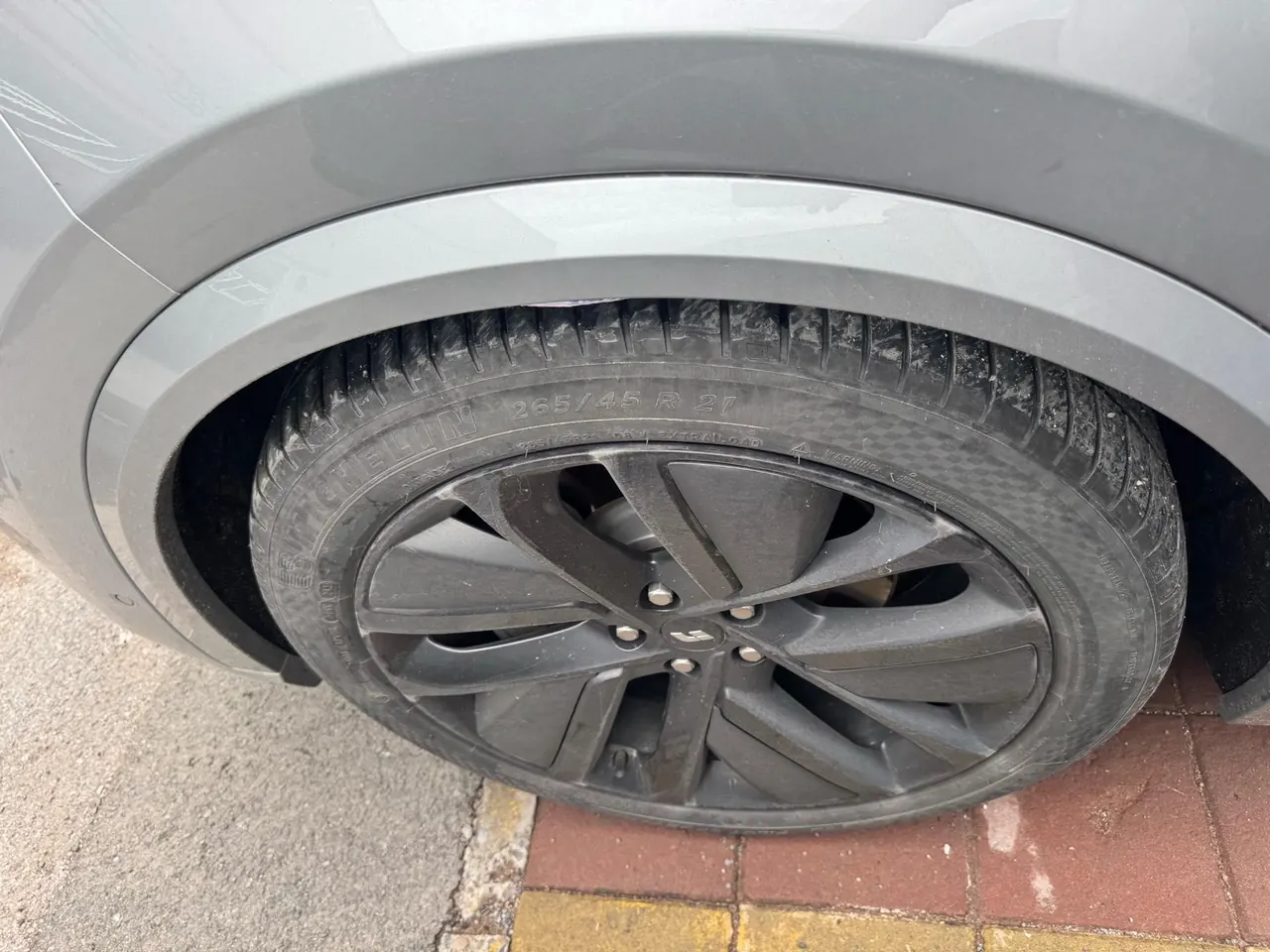 Li 2022 L9 1.5T Max Edition Automatic Gear 5