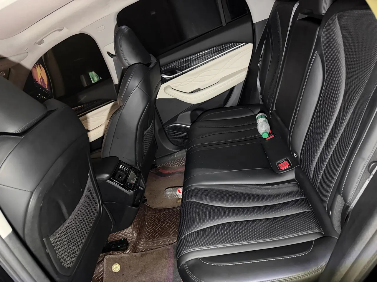 Geely 2023 XingyueL (Monjaro) 2.0TD high-power two-wheel drive flagship automatic transmission 7