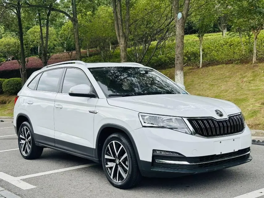 Skoda 2023 Komick 1.5 Comfortable Edition Automatic Gear 3