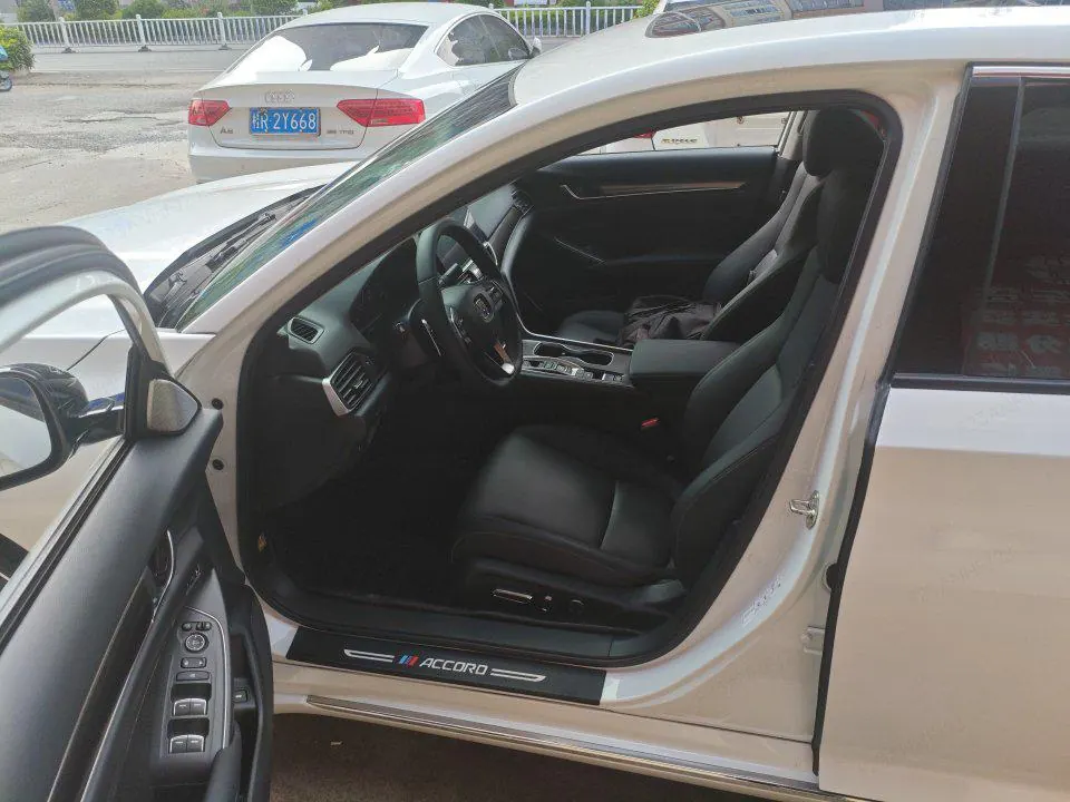 Honda 2022 10th Generation Accord Hybrid 2.0 Stepless Magic Night Reed Edition Automatic Gear 5