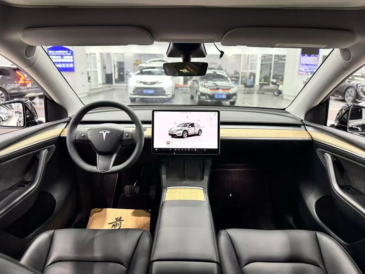 Tesla 2022 Model Y rear-wheel drive version (facelift) automatic gear 4