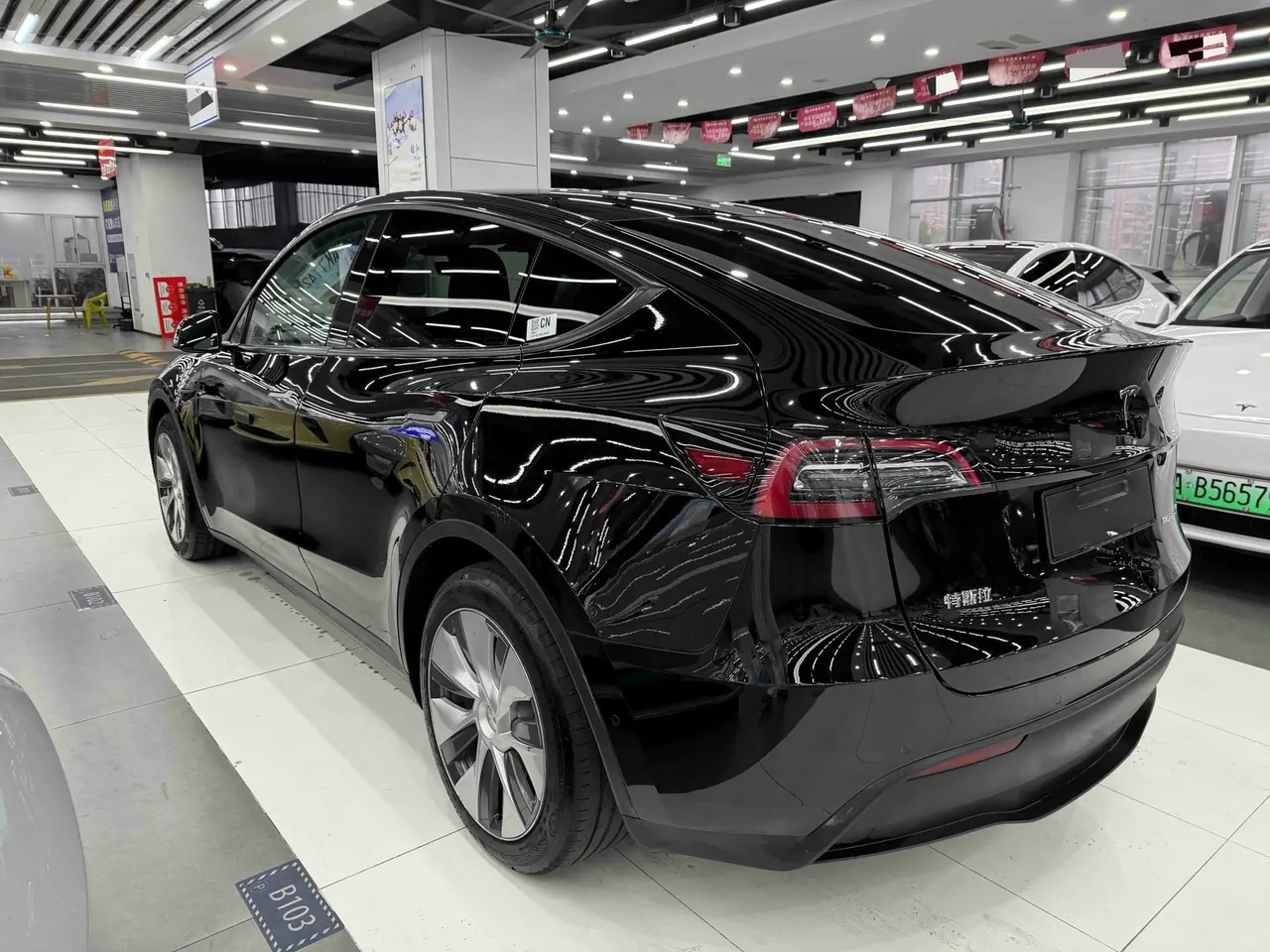 Tesla 2022 Model Y rear-wheel drive version (facelift) automatic gear 5