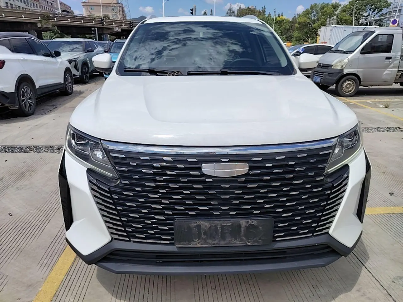 Geely 2024 Hao Yue PRO 1.5T Vertical and Horizontal Automatic Gear 2