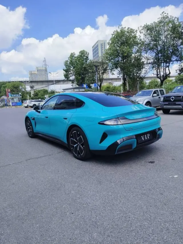 MI 2024 SU 7 700km Rear Drive Long Endurance Smart Driving Edition Automatic Gear 5