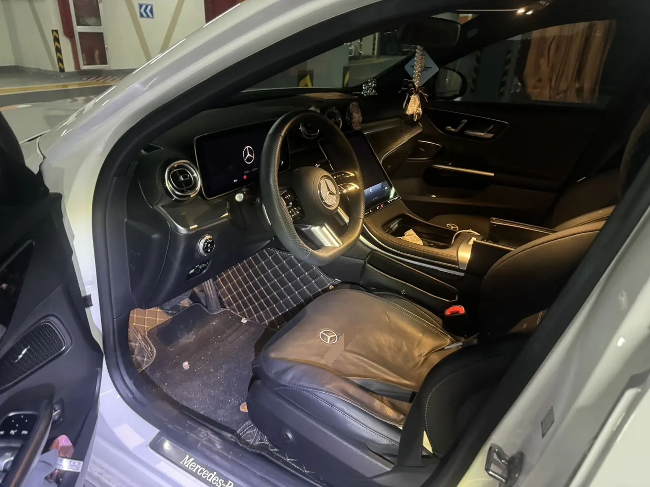 Mercedes Benz Class C 2024 C 260 L 48V 1.5T (Change 3) Automatic 6
