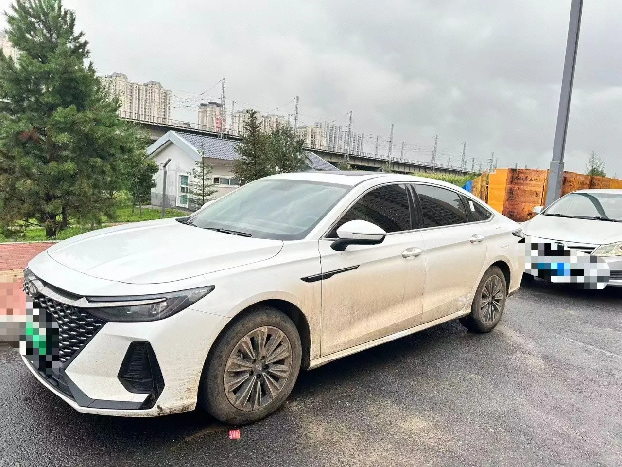 Chery 2024 Fengyun A8 1.5T 127 Sailing Edition Standard Automatic Gear - View 1