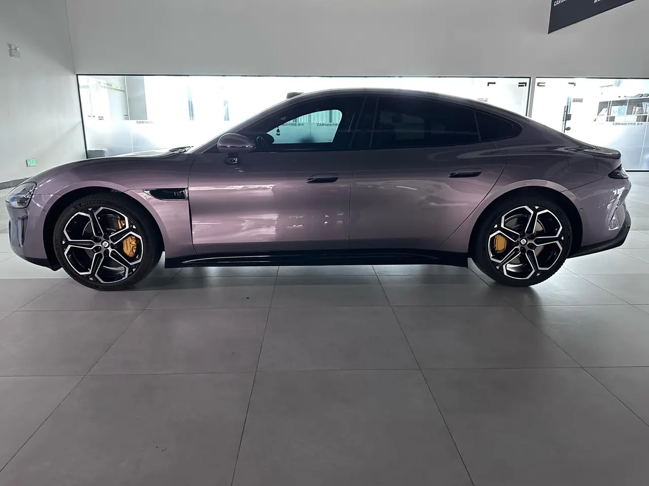 MI 2024 SU 7 830km Rear Drive Ultra Long Endurance High-end Smart Drive Pro Edition Automatic Gear 2