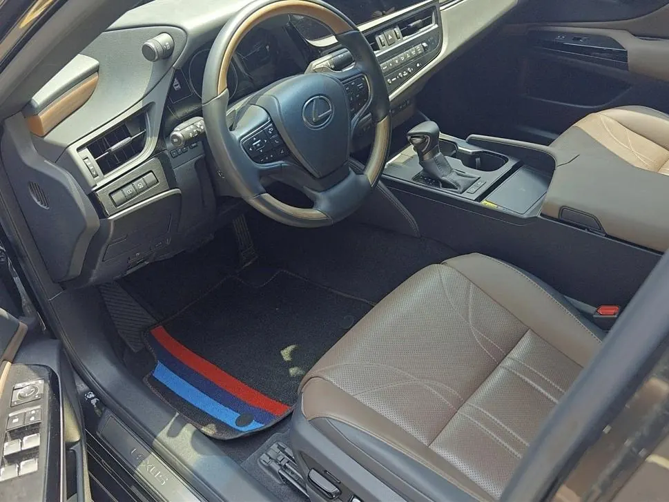 Lexus ES (Imported) 2022 ES300h 2.5 Stepless Administrative Edition Automatic Gear 7