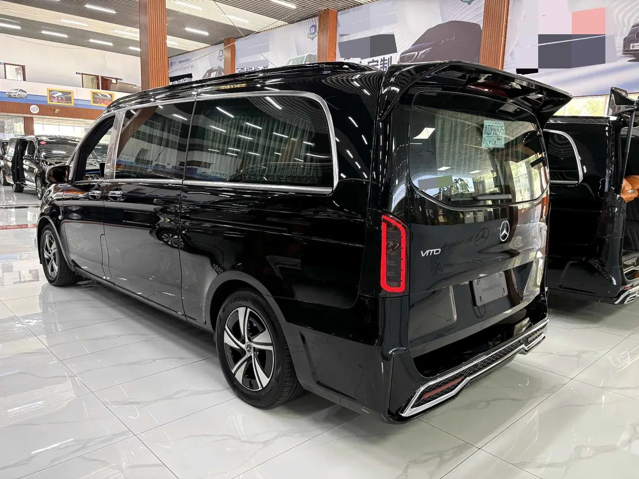 Mercedes Benz 2024 Vito 2.0T Business Edition 7-seat Automatic Gear 16