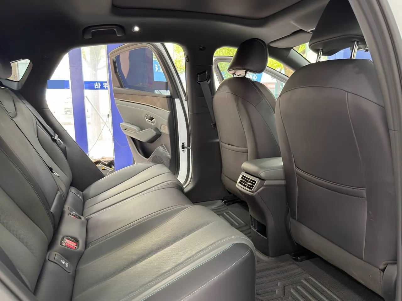 BYD 2024 Qin L DM-i 1.5 stepless 120KM Exceed automatic gear 14