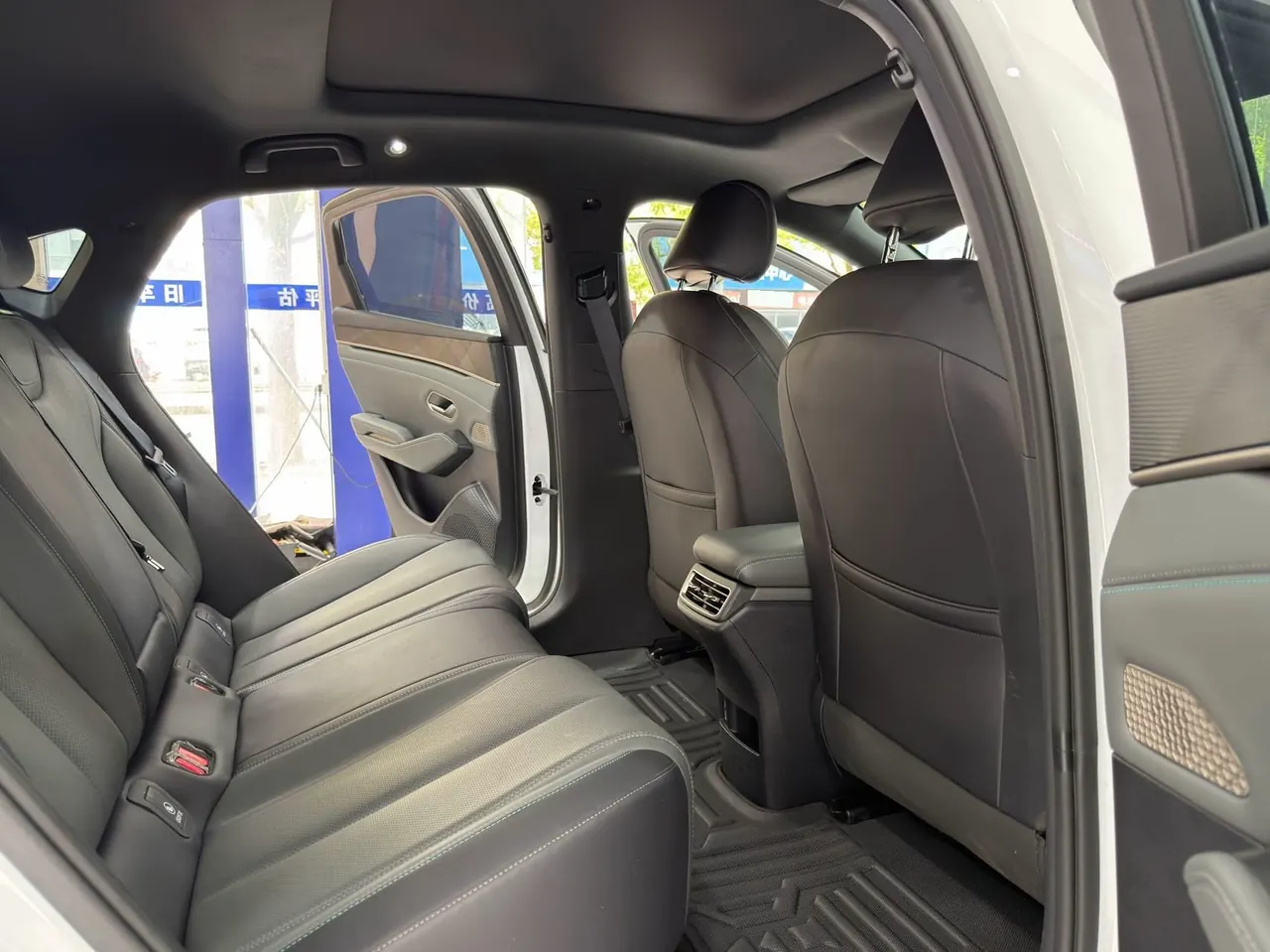 BYD 2024 Qin L DM-i 1.5 stepless 120KM Exceed automatic gear 15