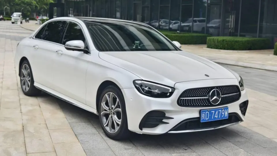 Mercedes Benz E-Class 2022 E 300 L 2.0T Sports Luxury (Change 2) Automatic Gear 3