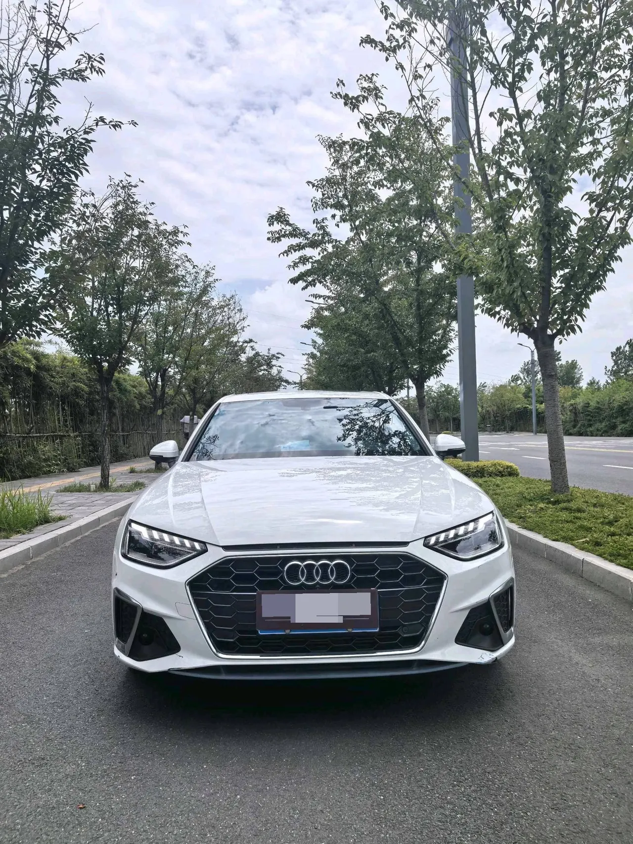 Audi 2021 A4L 2.0TFSI 40TFSI into the life version of the automatic gear 3