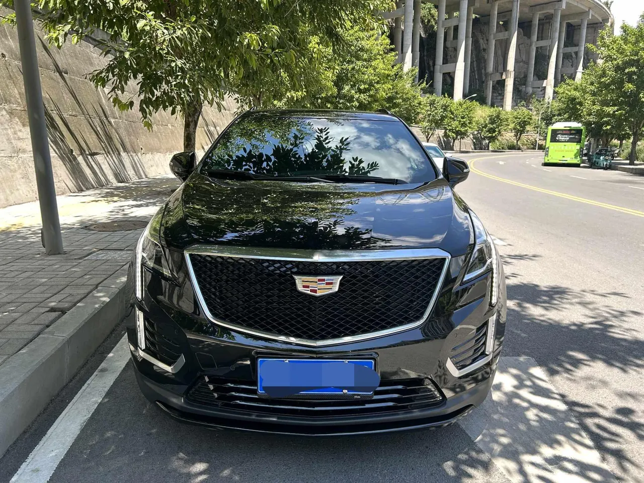 Cadillac 2022 XT5 48V 2.0T 4-wheel drive luxury (hummingbird version) automatic gear 2