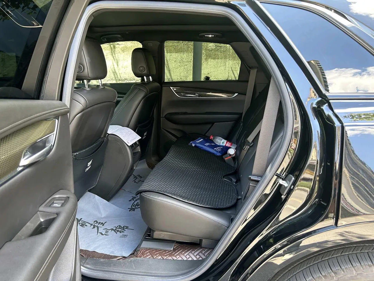 Cadillac 2022 XT5 48V 2.0T 4-wheel drive luxury (hummingbird version) automatic gear 5
