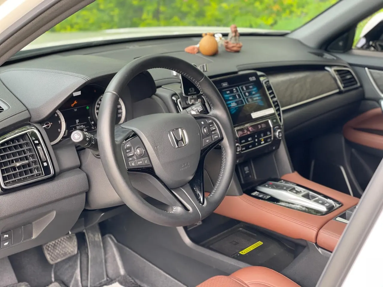 Honda 2020 UR-V 2.0T 370TURBO two-drive elegant version of automatic gear 4