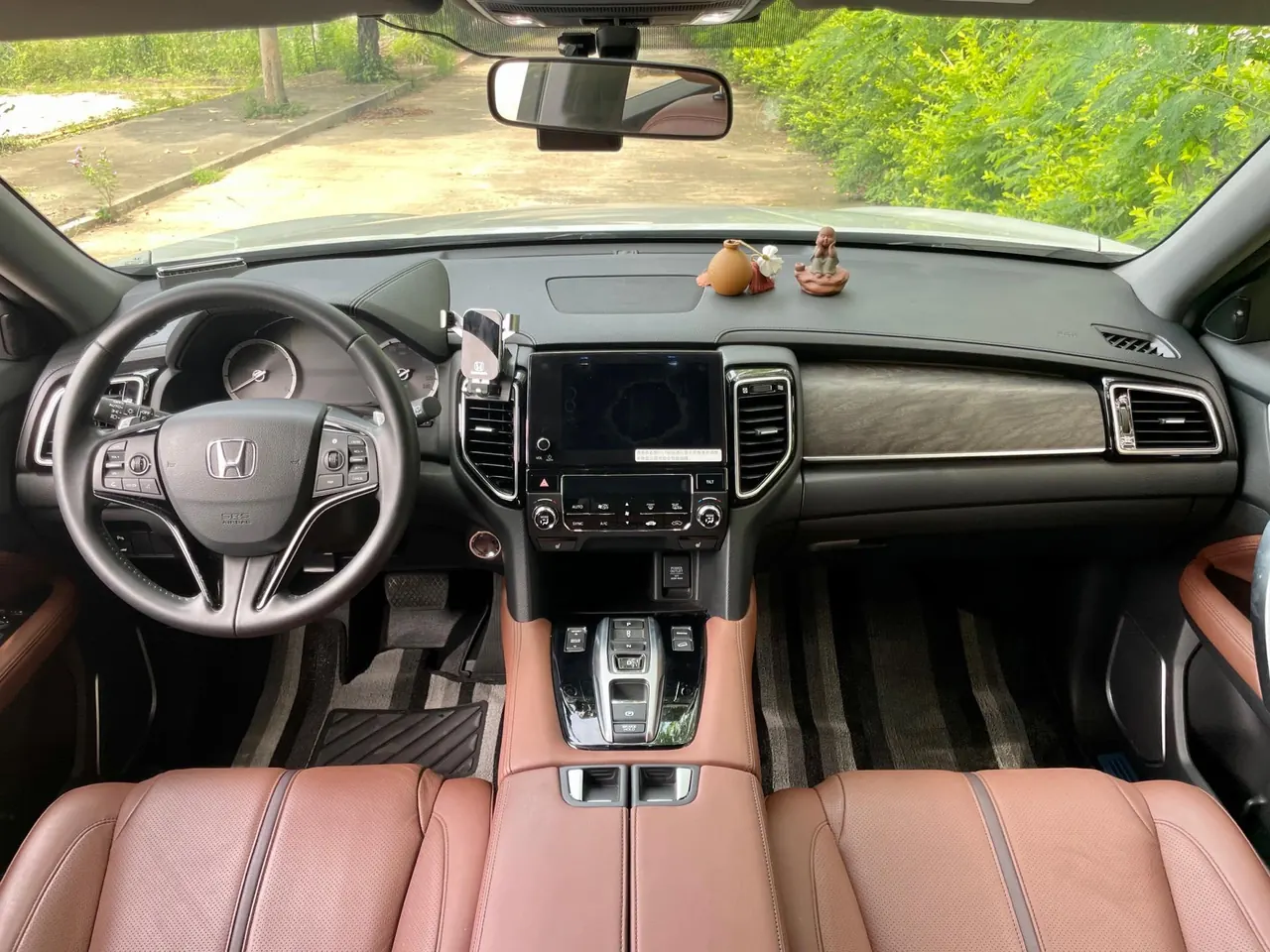 Honda 2020 UR-V 2.0T 370TURBO two-drive elegant version of automatic gear 5