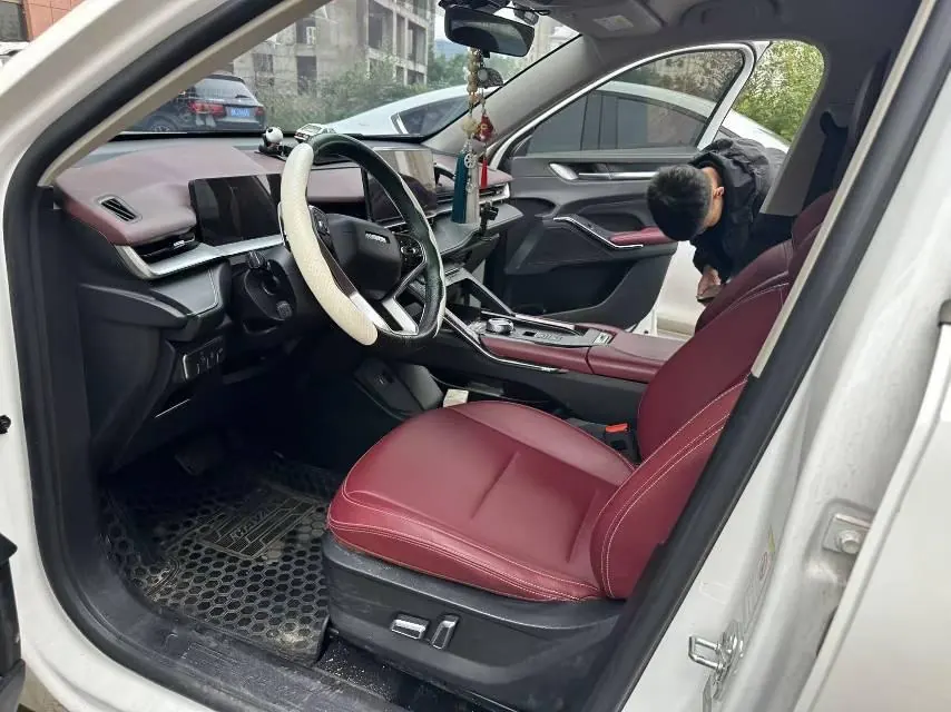 Haval 2021 H6 1.5GDIT Pro automatic gear 4