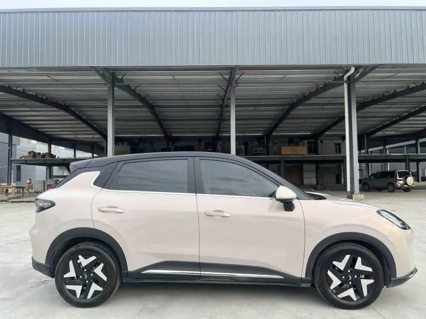 WuLing 2025 Plantronics S 430km Exclusive Automatic Transmission 4
