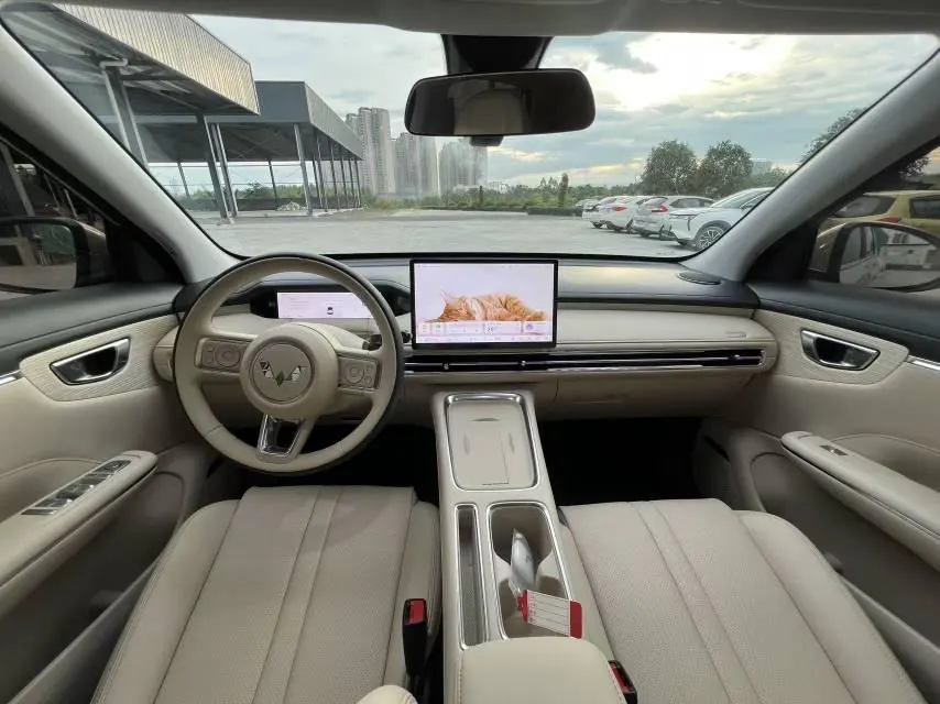 WuLing 2025 Plantronics S 430km Exclusive Automatic Transmission 6