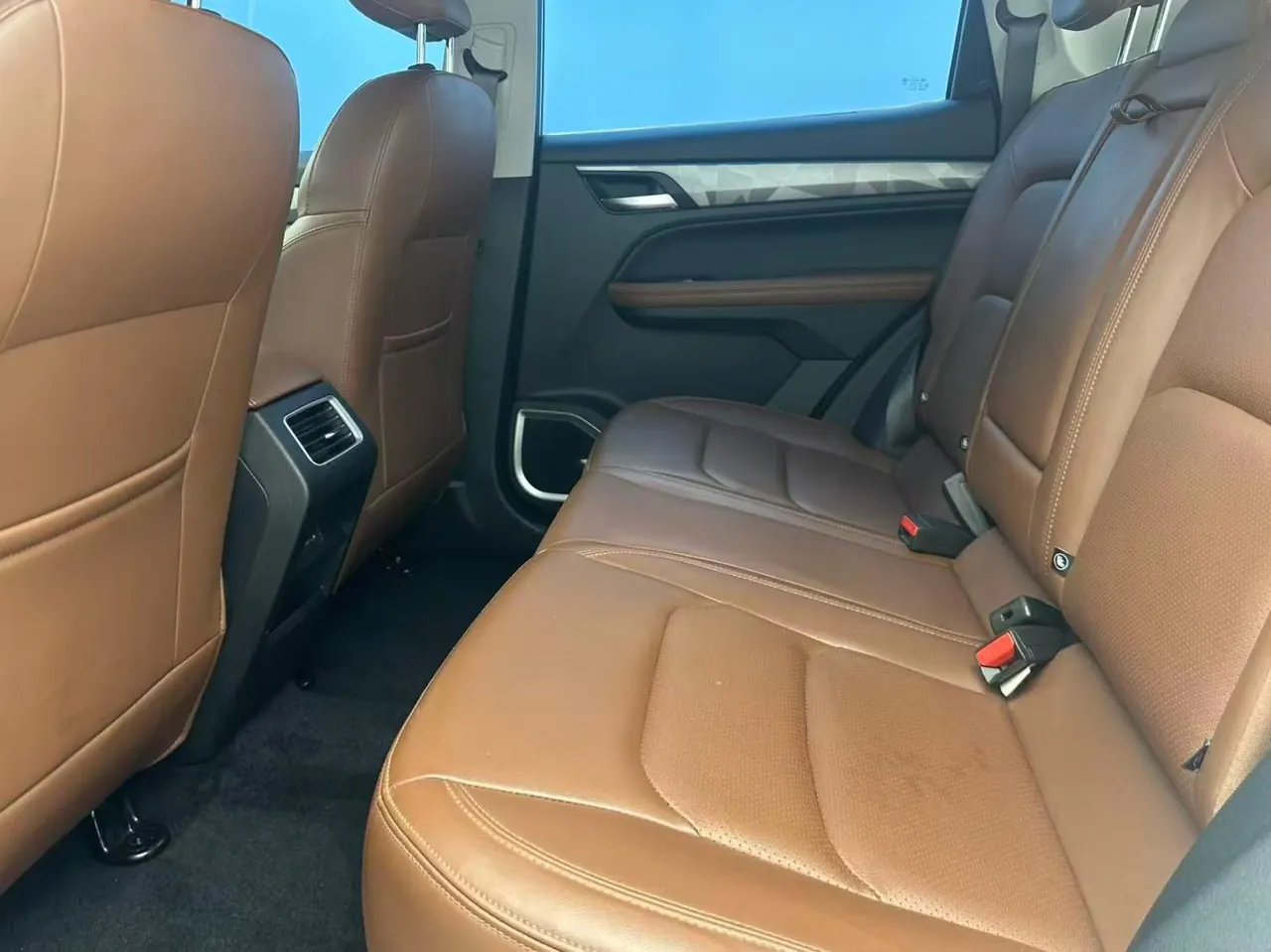 Geely Vision SUV(X6) 2021 Vision X6 Pro 1.4T Honorable Manual Gear 6