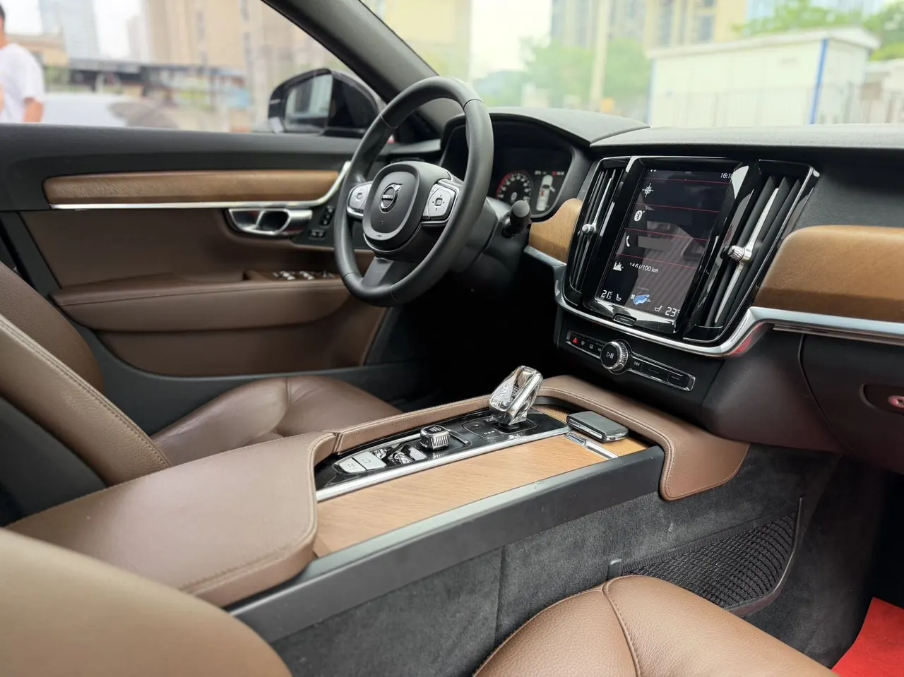 Volvo 2021 S90 48V 2.0T B5 Zhiyi Deluxe Edition Automatic Gear 7