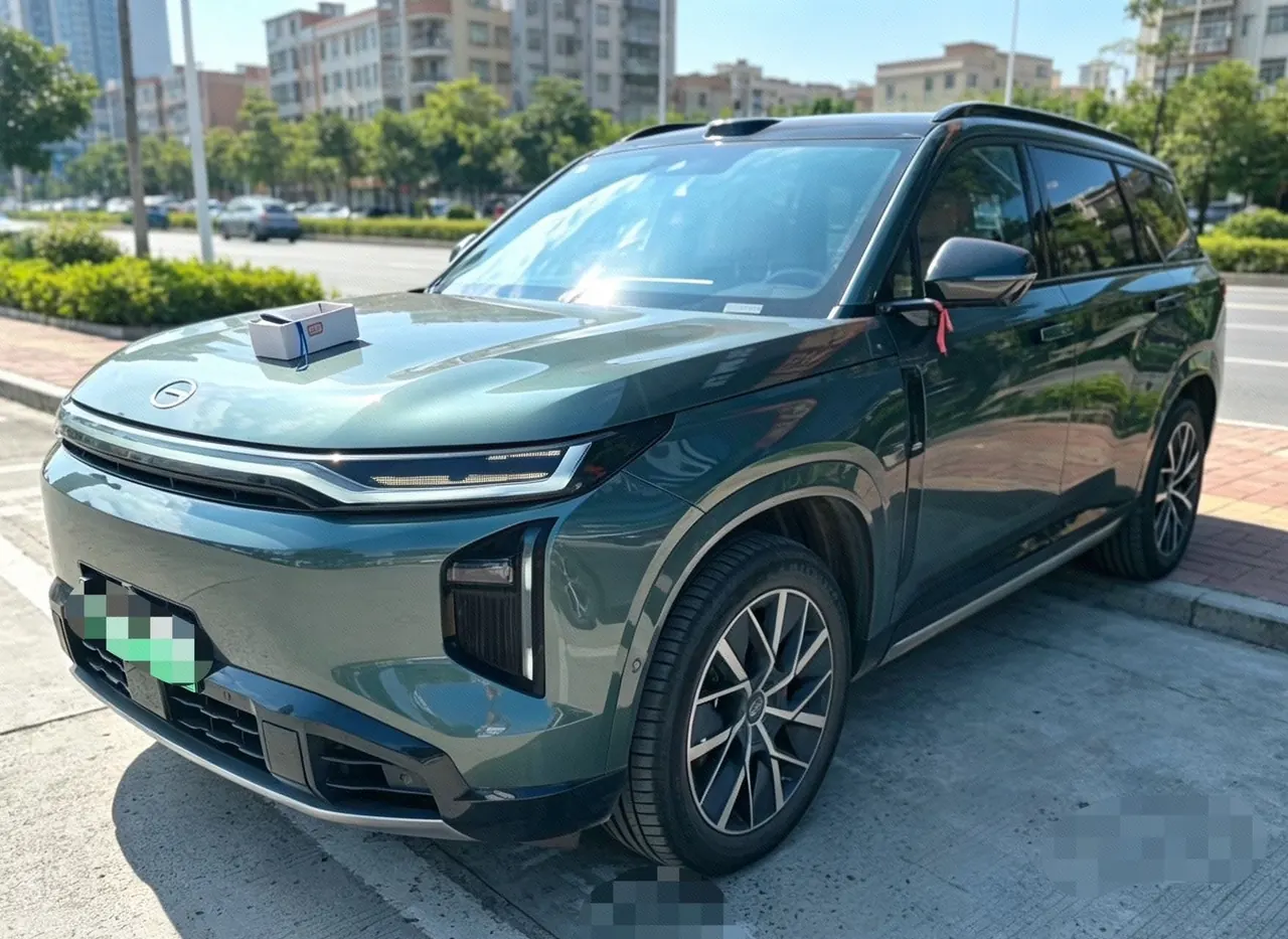 Chuanqi 2025 yearning for S7 1.5T 180km Ultra 4-wheel drive laser Radar version automatic gear - View 1