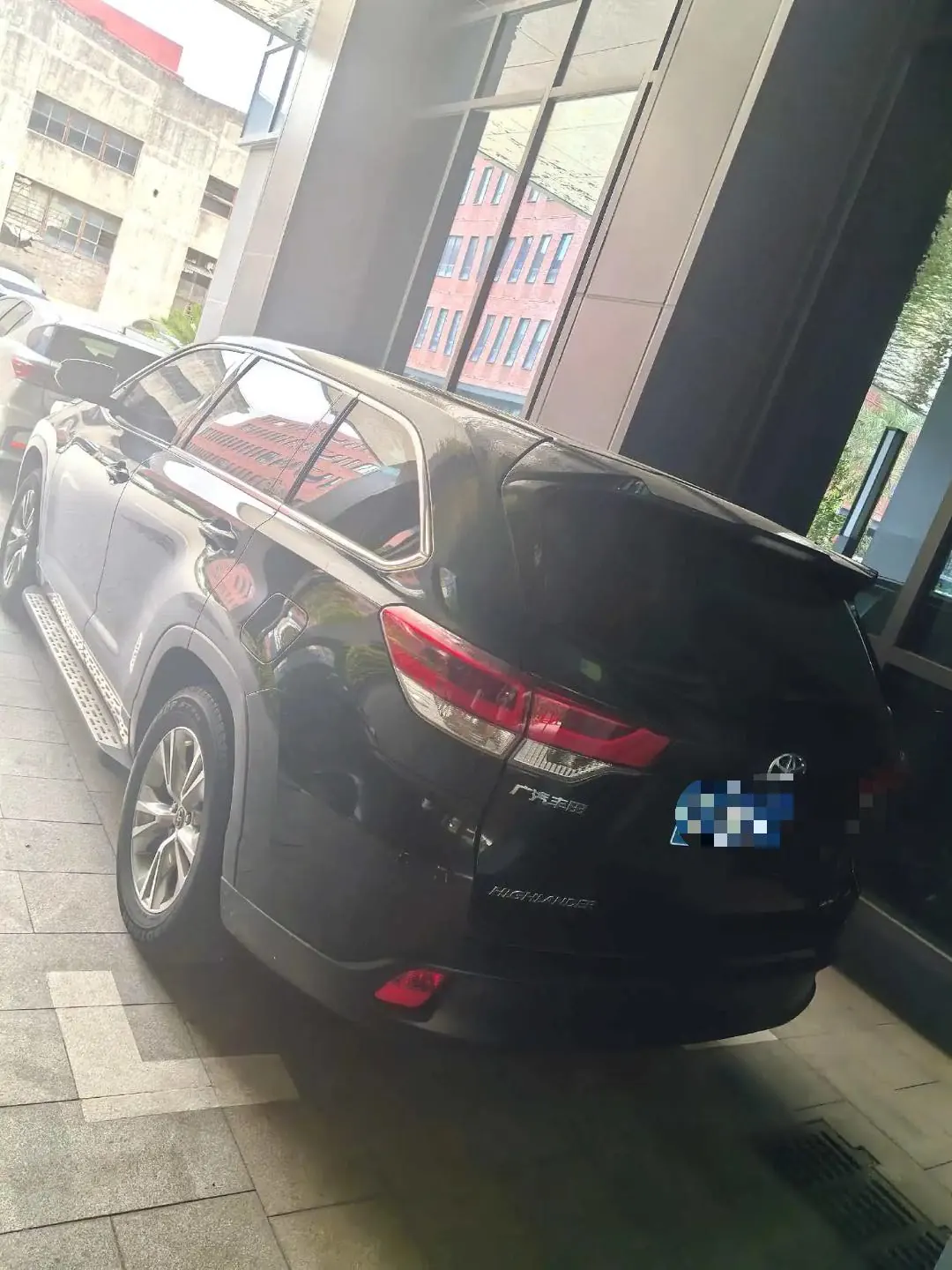 Toyota 2021 Highlander 2.0T 4-wheel drive Elite Edition 7-seat automatic gear 2