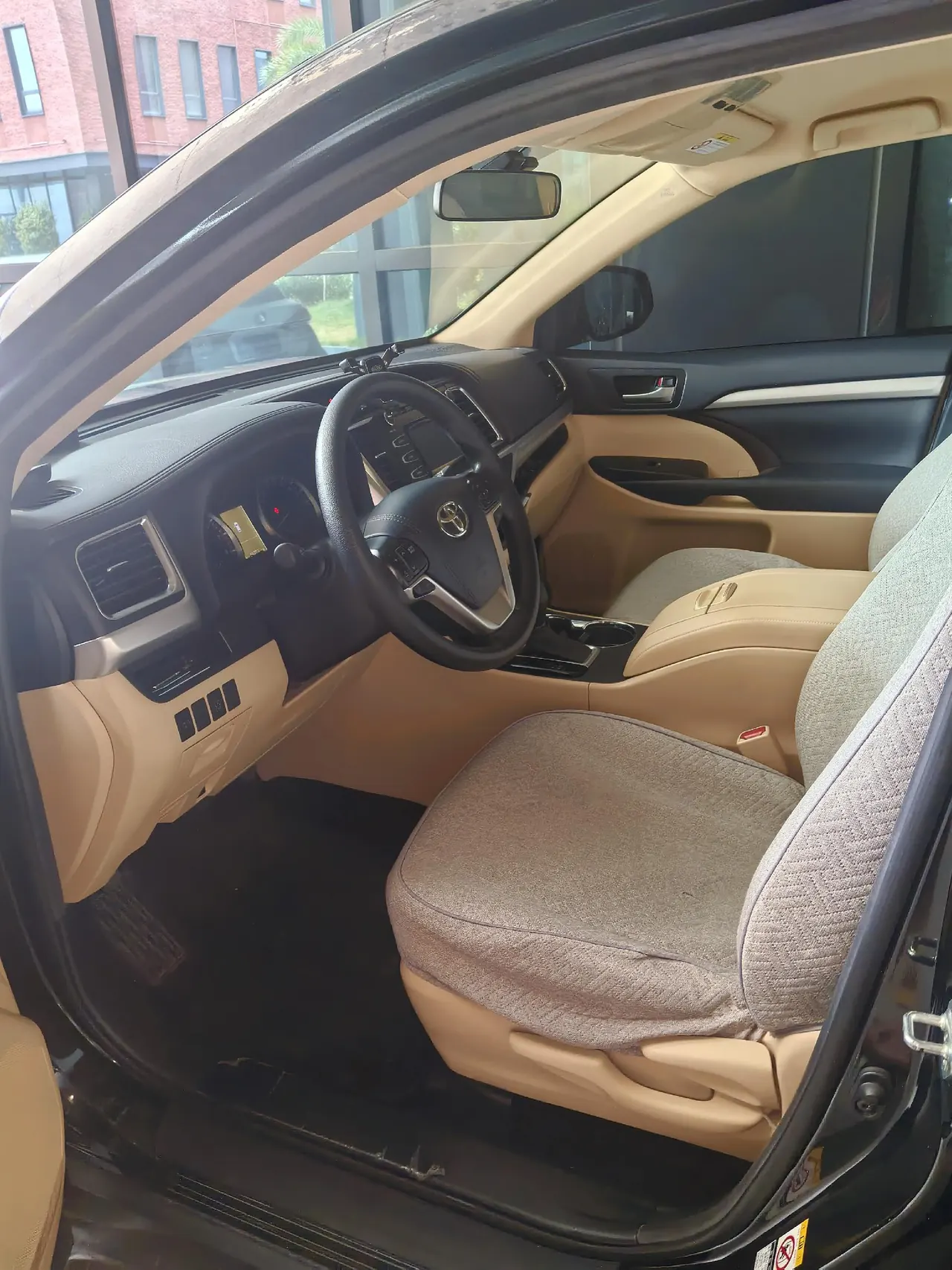 Toyota 2021 Highlander 2.0T 4-wheel drive Elite Edition 7-seat automatic gear 3
