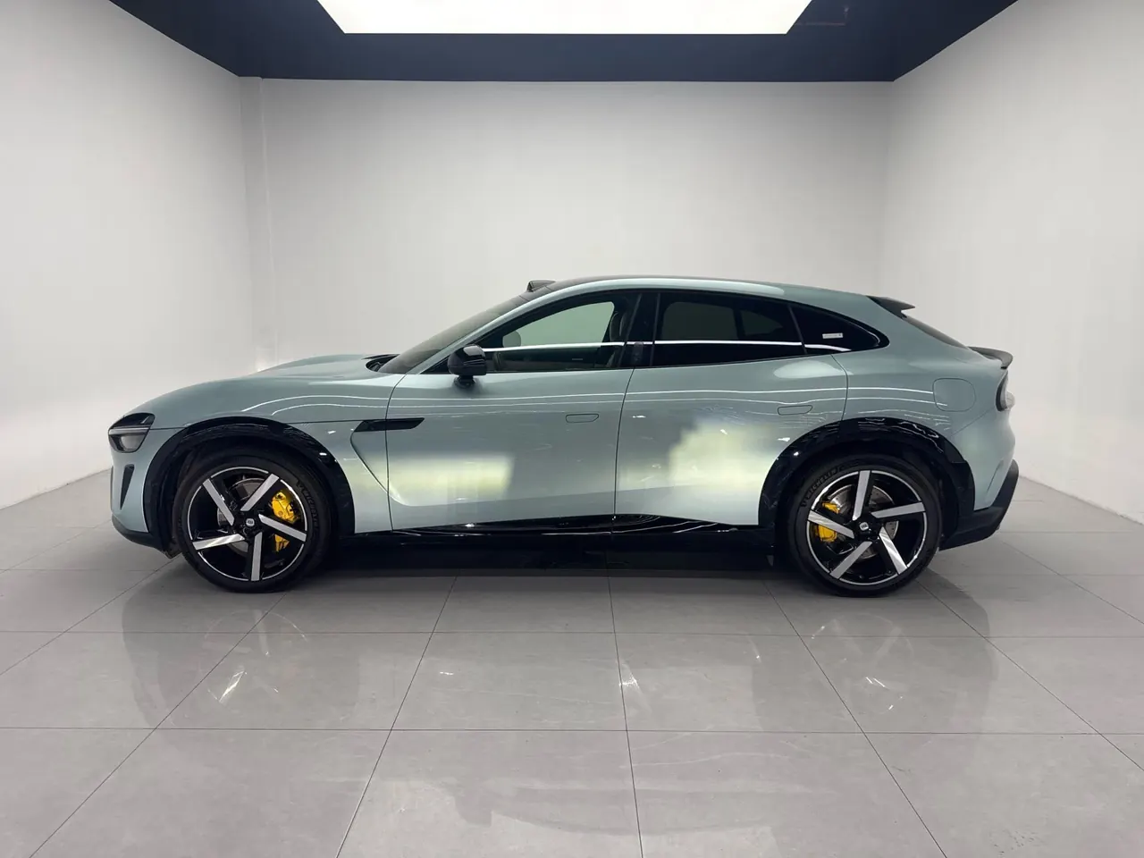 MI 2025 YU7 Long Endurance High Performance Four-wheel Drive Max Edition Automatic Gear 4