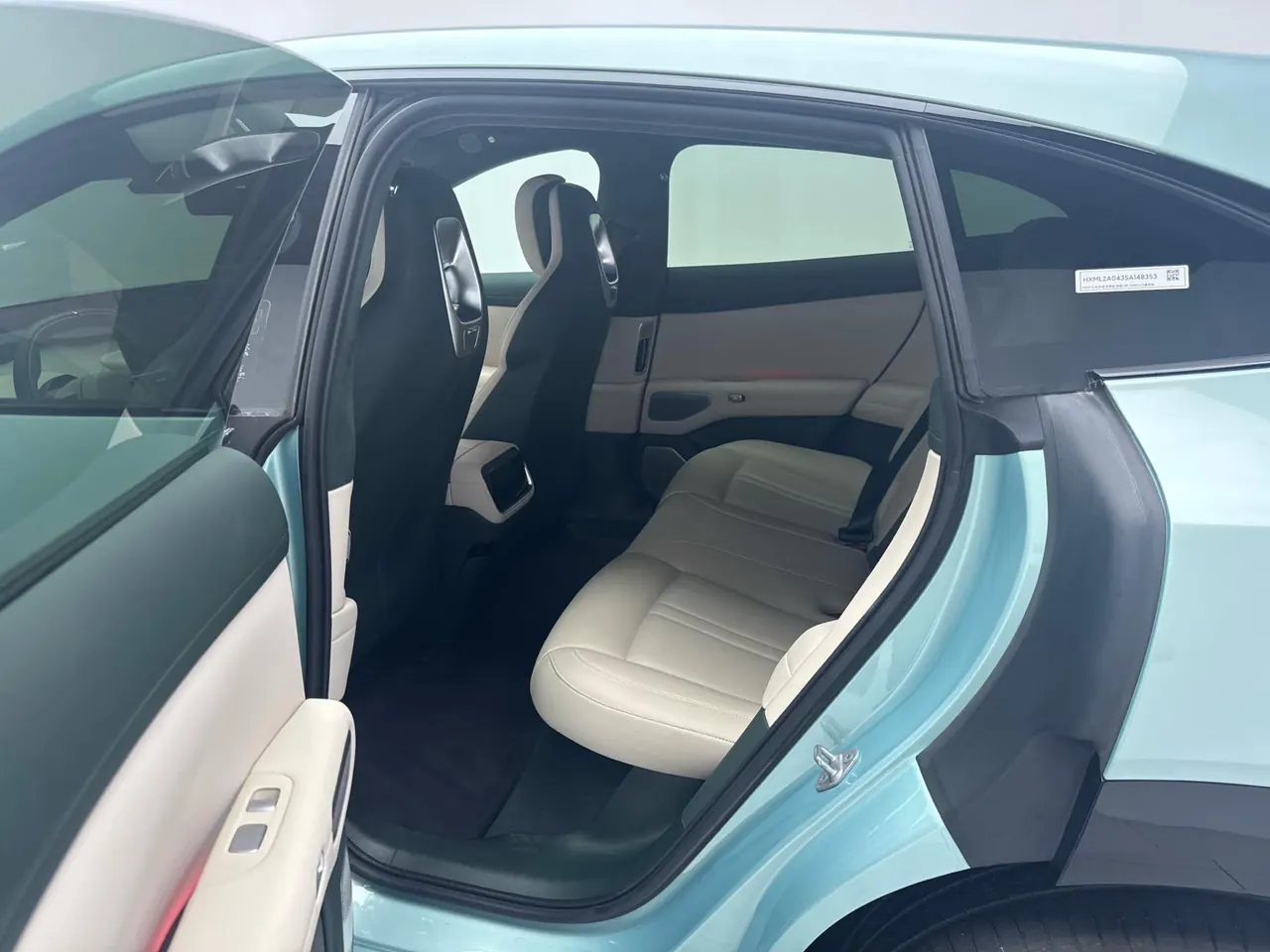 MI 2025 YU7 Long Endurance High Performance Four-wheel Drive Max Edition Automatic Gear 8