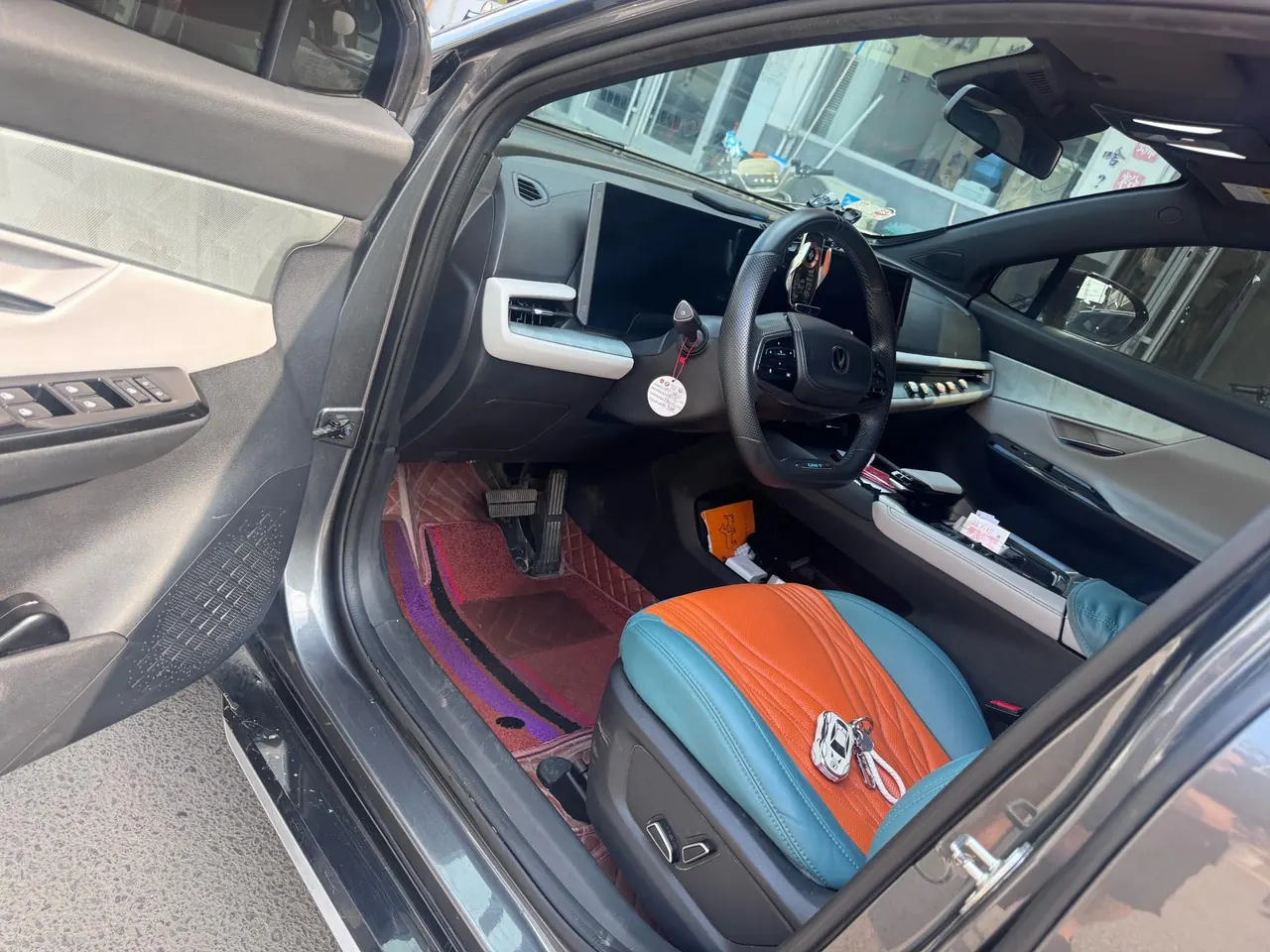 ChangAn 2023 UNI-T 1.5T Flagship Automatic Gear 2