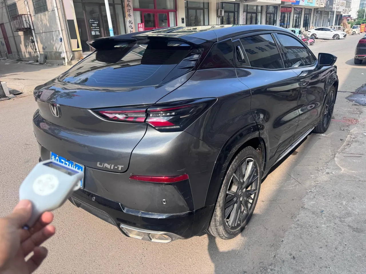 ChangAn 2023 UNI-T 1.5T Flagship Automatic Gear 5