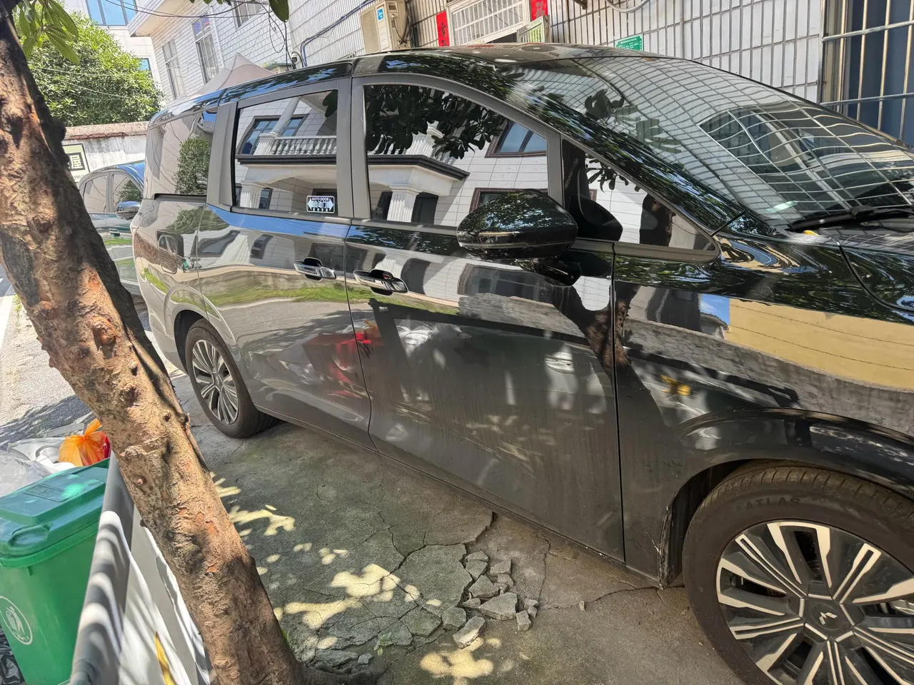 WuLing 2025 Starlight 730 1.5 Stepless 125km Luxury Automatic Transmission 5