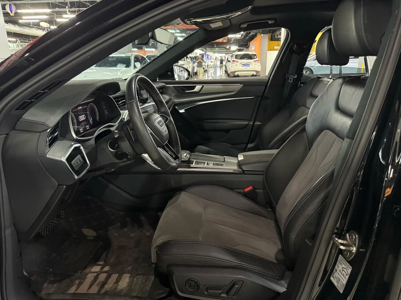 Audi 2020 A6L e-tron 2.0TFSI 55TFSI e Quattro automatic 4