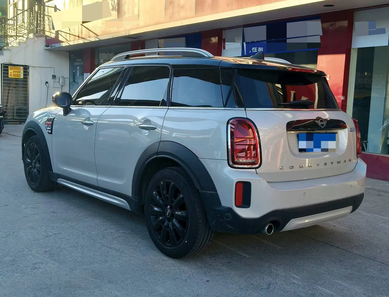 MINI Countryman (Imported) 2021 Cooper Countryman 1.5T Connoisseur Automatic Gear 6