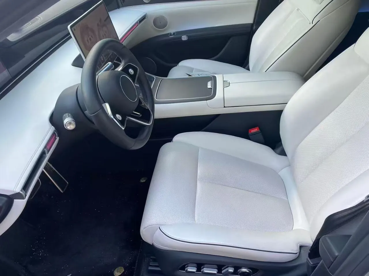 Luxeed 2024 S9 Ultra 4-wheel drive flagship automatic gear 3